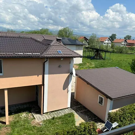 Villa Tranquil Haven - Luxury - Private Pool - 7 Bedrooms - 5 Bathrooms - 10 Parking Spaces - Private Area Sarajevo